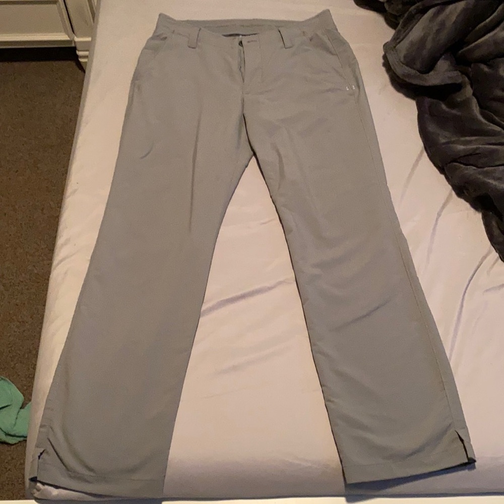 Men’s Under Armour Kahki Pants